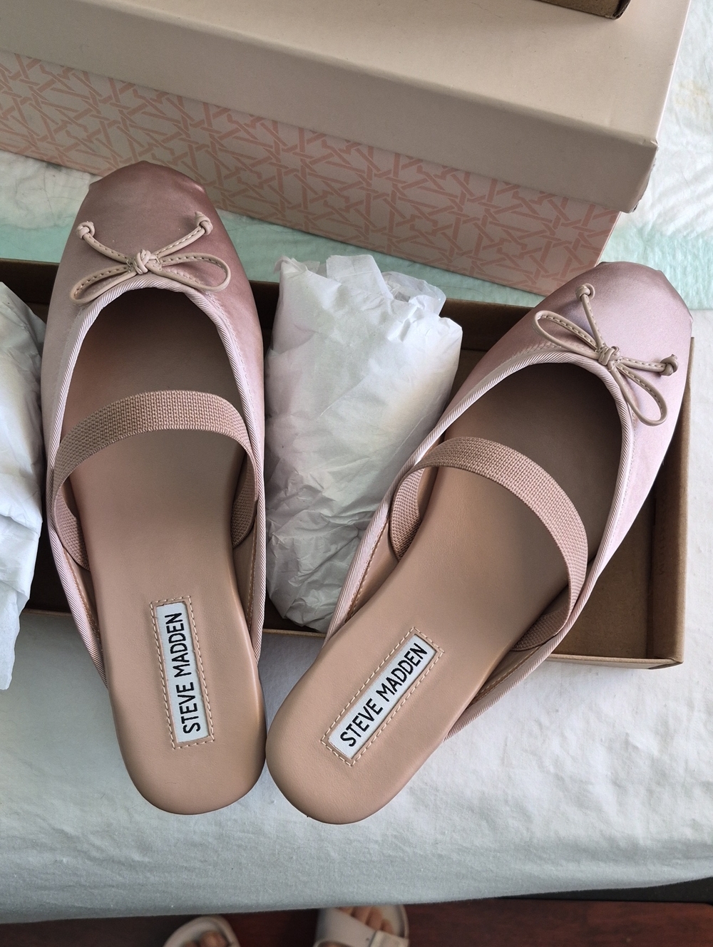 NWT Steve Madden Blush Satin Ballet Mule Slipper with Bow